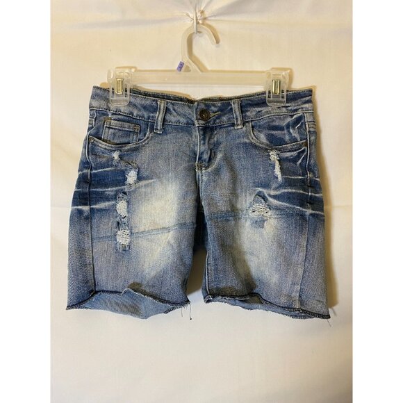 RED RIVET WOMENS JUNIORS SIZE 7 DENIM JEAN SHORTS DISTRESSED STRETCH Medium M - Picture 1 of 2